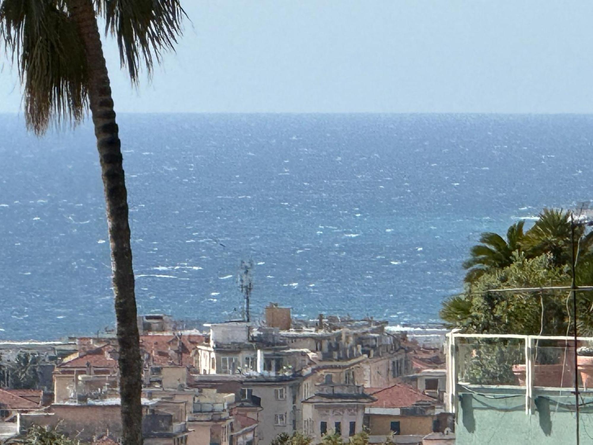 Wh - Appartamento Siccardi In Zona Residenziale Con Posto Auto Sanremo Eksteriør billede