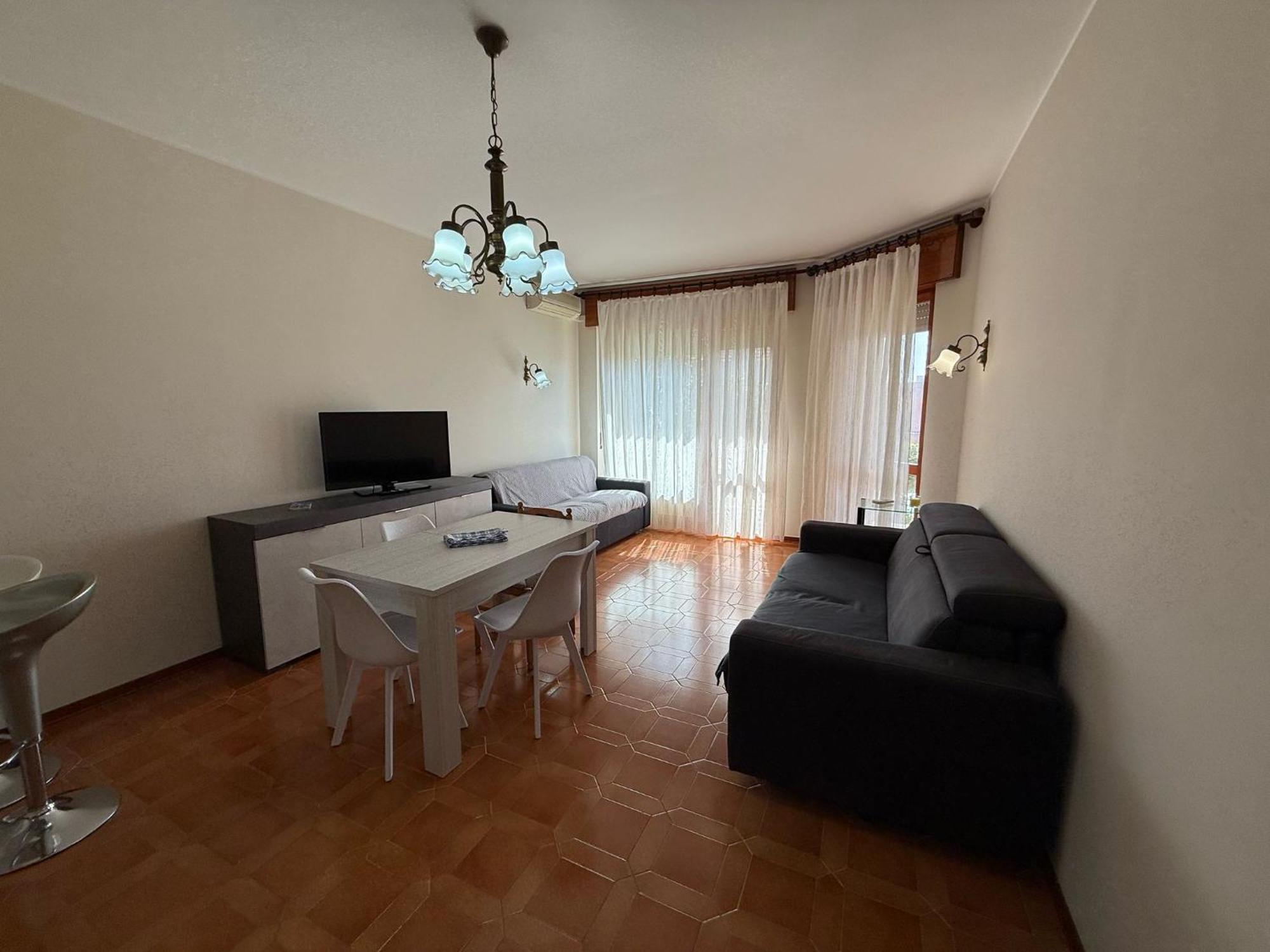 Wh - Appartamento Siccardi In Zona Residenziale Con Posto Auto Sanremo Eksteriør billede