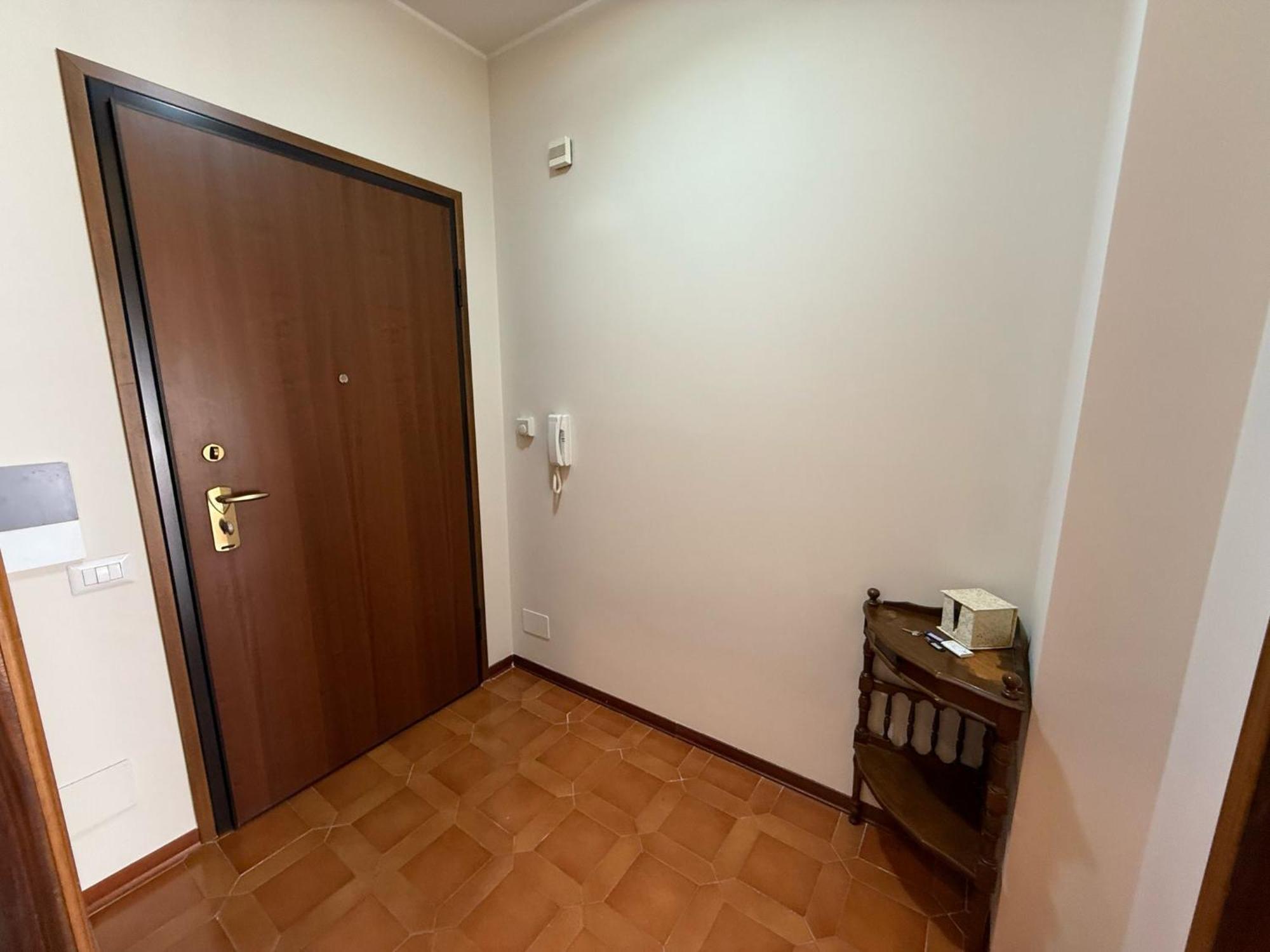 Wh - Appartamento Siccardi In Zona Residenziale Con Posto Auto Sanremo Eksteriør billede